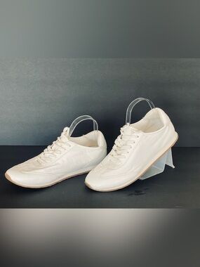 Aerosoles Jeanine Comfort Walking Sneakers White Lace Up Lightweight Nylon 11